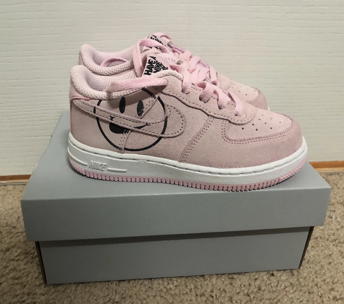 Nike air force 1 lv8 have outlet a nike day