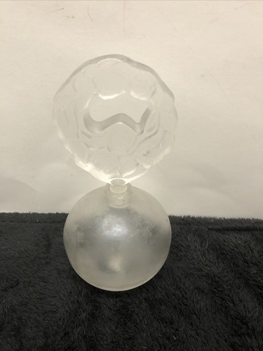 Vintage White Clear Frosted Glass Perfume Bottle Rose Flower Floral Stopper 6” - Picture 9 of 9