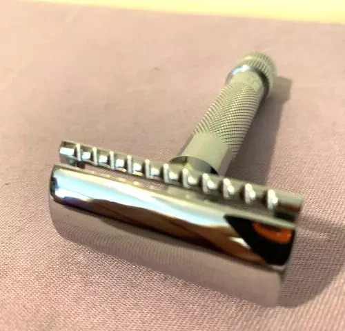 Merkur 34C HD Double Edge Razor Chrome Finish Silver Compact Handle ~--~ Great