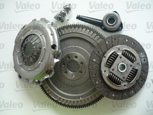 Kit d'embrayage Valeo 845014 mécanisme disque butée pour boîte manuelle