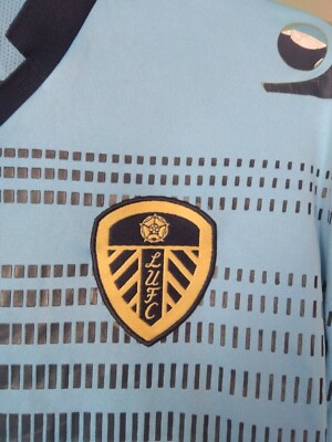 Maillot Leeds United MACRON Domicile – Taille M – Neuf Avec étiquettes – Jersey Match