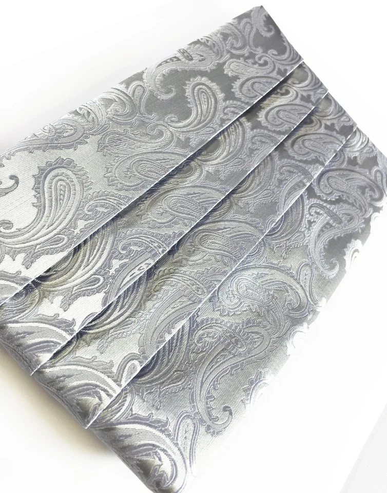 Nuevo Paisley Gris Plateado Para Hombre Cummerbund Y Pajarita y Bolsillo Cuadrado Pañuelo Conjunto Foto 2 de 3