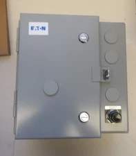 EATON P/N: ECC04C1ABA LIGHTING CONTACTOR 110V 30A 12POLES