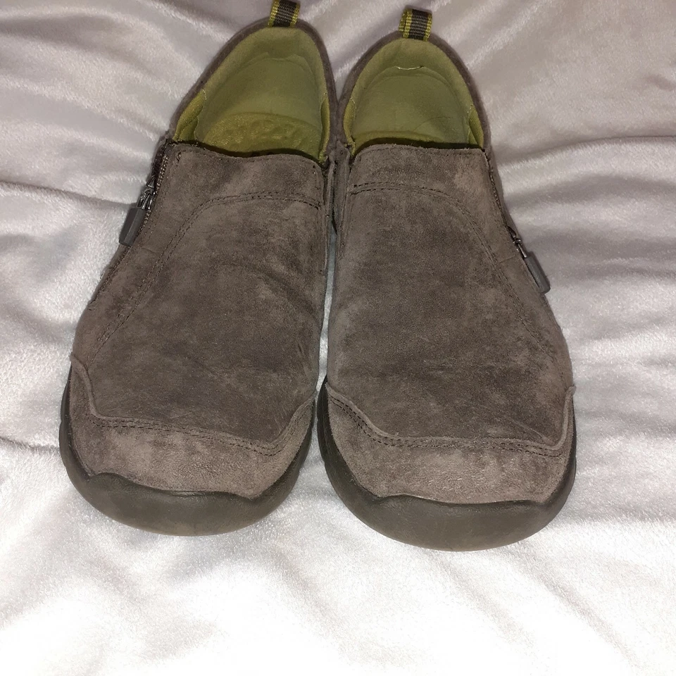 CLARKS Collection 女式 8.5 窄棕褐色麂皮绒皮革拉链乐福鞋质量好 — 第 2/4 张图片