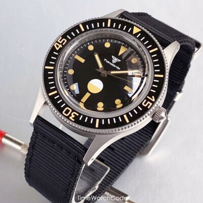 Sandblasted 200m Waterproof NH35 Watch for Men Automatic Movt 40mm Retro Diving