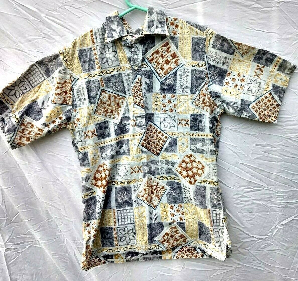 Go Barefoot Hawaiian Tradition Ahola Mens 3 Button Pull Over VTG