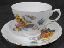 VINTAGE Royal Vale Tea Cup and Saucer Pattern 8215 Ridgeways Potteries [L]