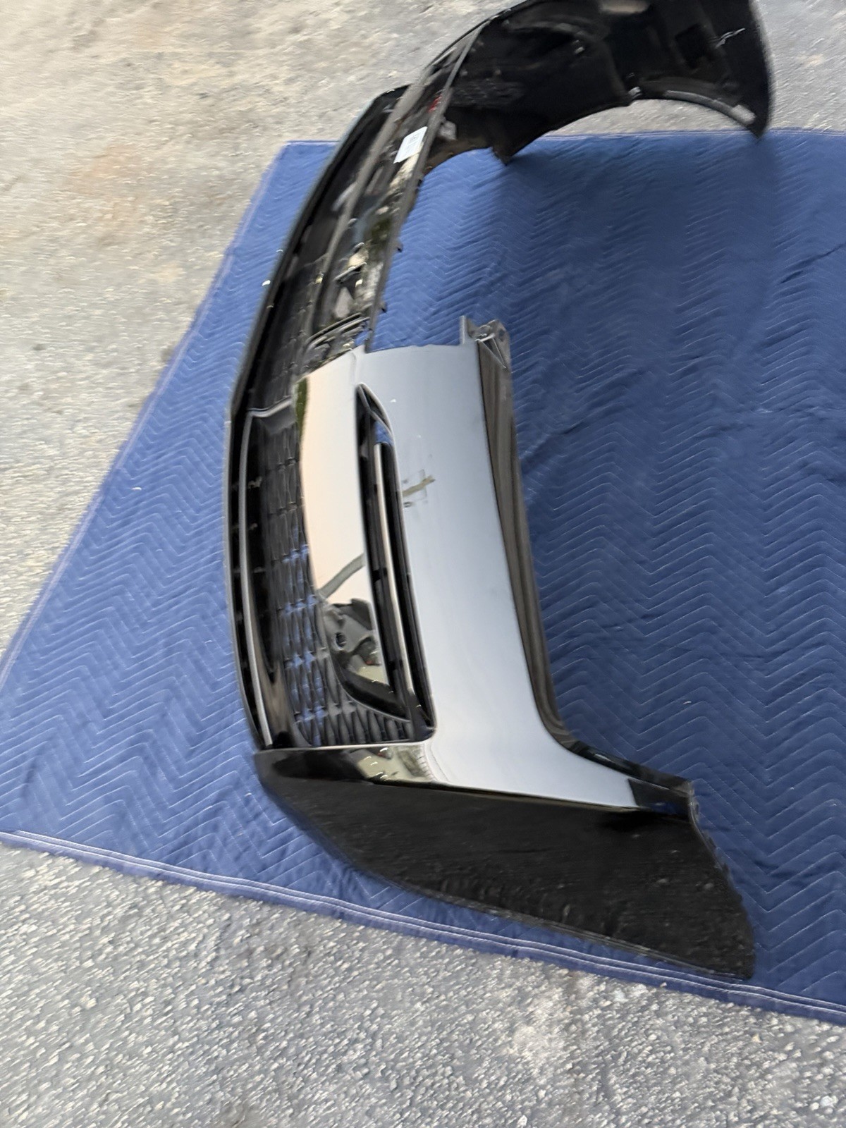 MINT ! 2020 2021 2022 2023 ROLLS ROYCE GHOST FRONT BUMPER 51115A13478 OEM BLACK