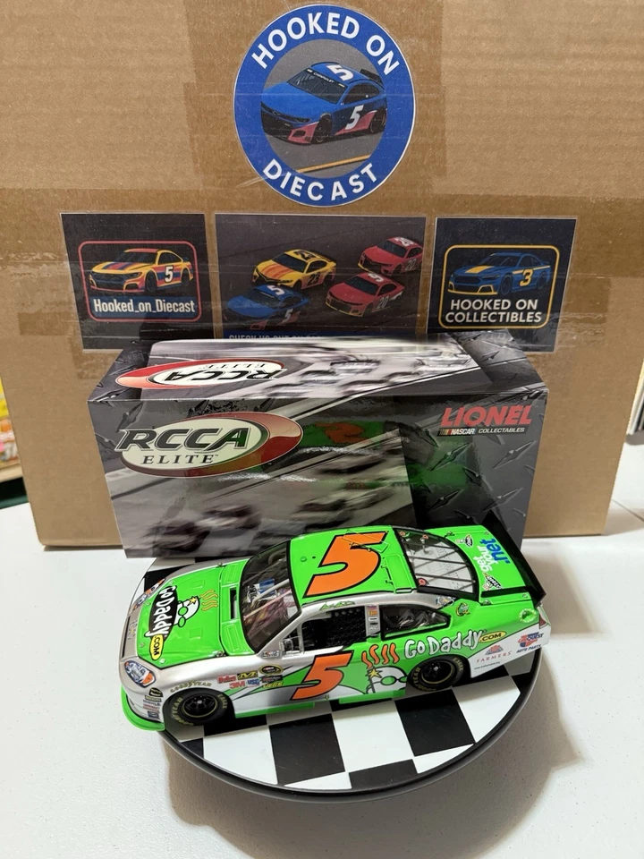 RARE* Mark Martin ELITE #5 GoDaddy.com Chevrolet 100th ANNY 2011 1/24 Diecast - Image 2 of 4