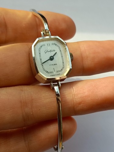 Vintage GLASHÜTTE Damenuhr 17 Rubis Made in DDR selten