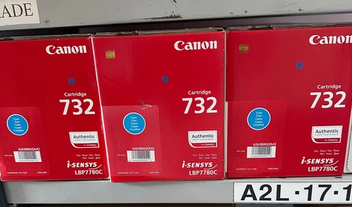 Genuine CANON Cartridge 732 CYAN 6262B011 x3 joblot