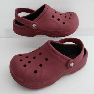 red fleece lined crocs