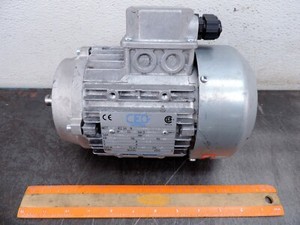CEG Electric Motor 0.9 KW Speed 3300 RPM 110 vac 0005564 0118 MM71D2-OML