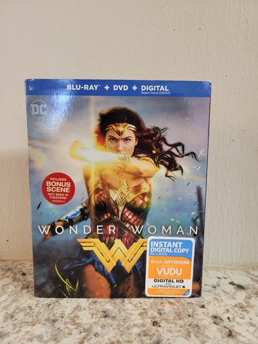 Wonder Woman (Blu-ray, 2017) CIB SLIPCOVER FAST SAME DAY SHIPPING - Picture 2 of 10