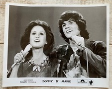 DONNY  MARIE OSMOND 8x10 Glossy Photo w/ logos 1976 - taken during their show
