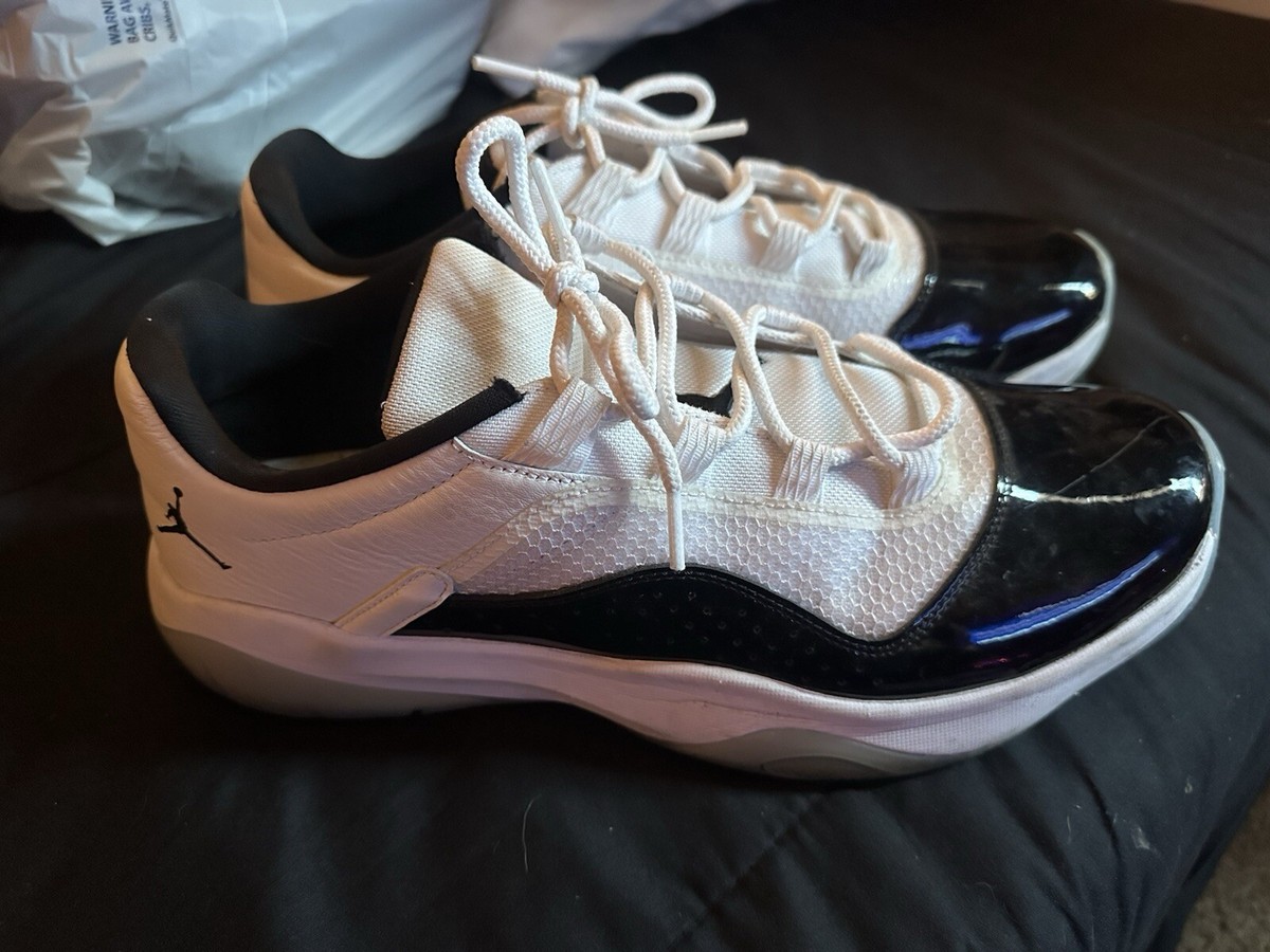 jordan 11 black and white concord
