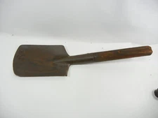 Vintage Entrenching Shovel Back pack shovel Military K791