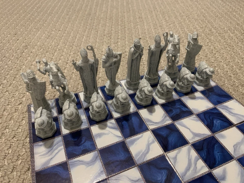 Harry Potter Wizard Chess Game Original Box Complete 2002 Mattel - Image 2 of 4