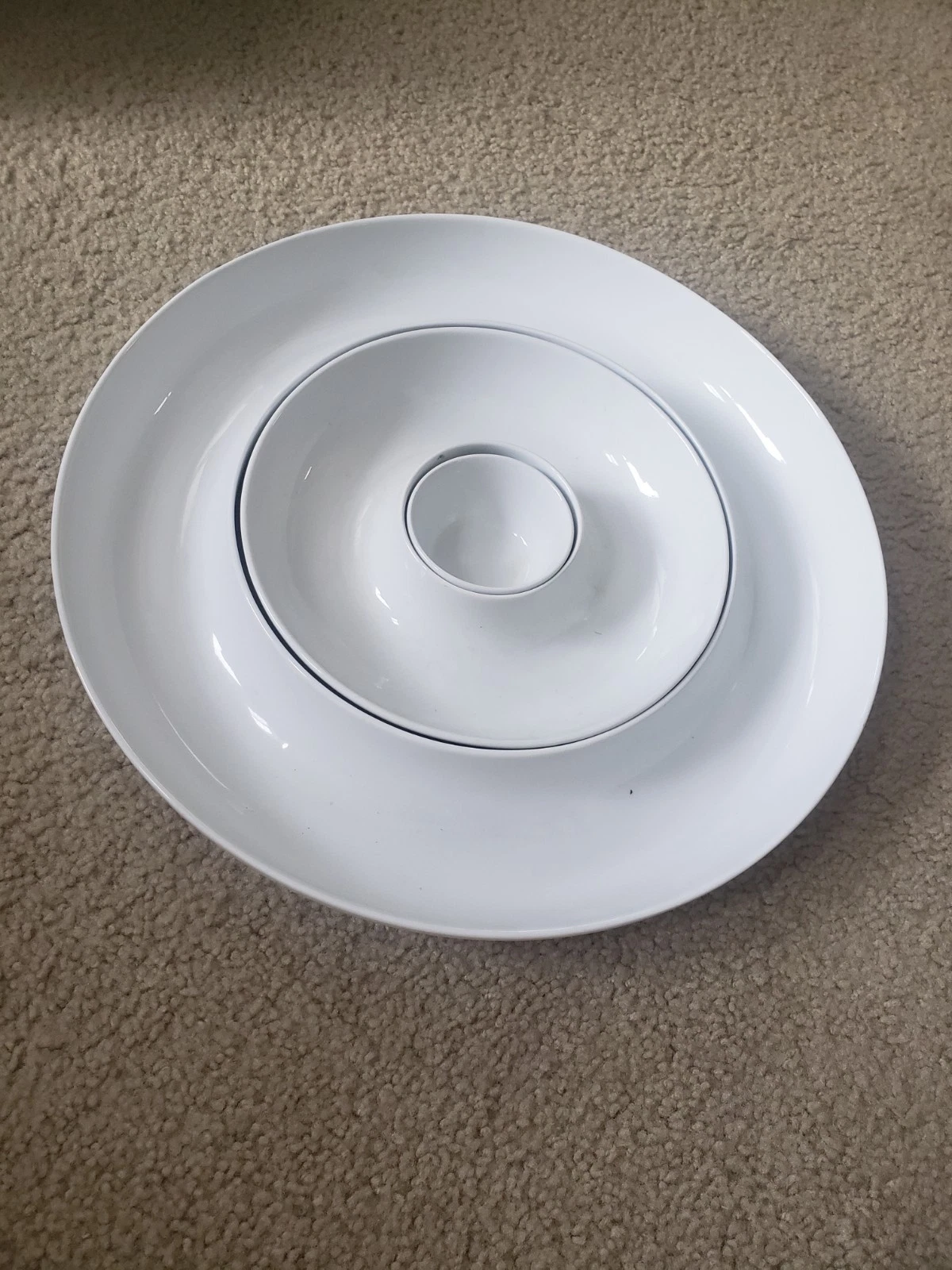 New Vintage Isaac Mizrahi for Target Set of 3 White Ring Nesting Serving Bowls