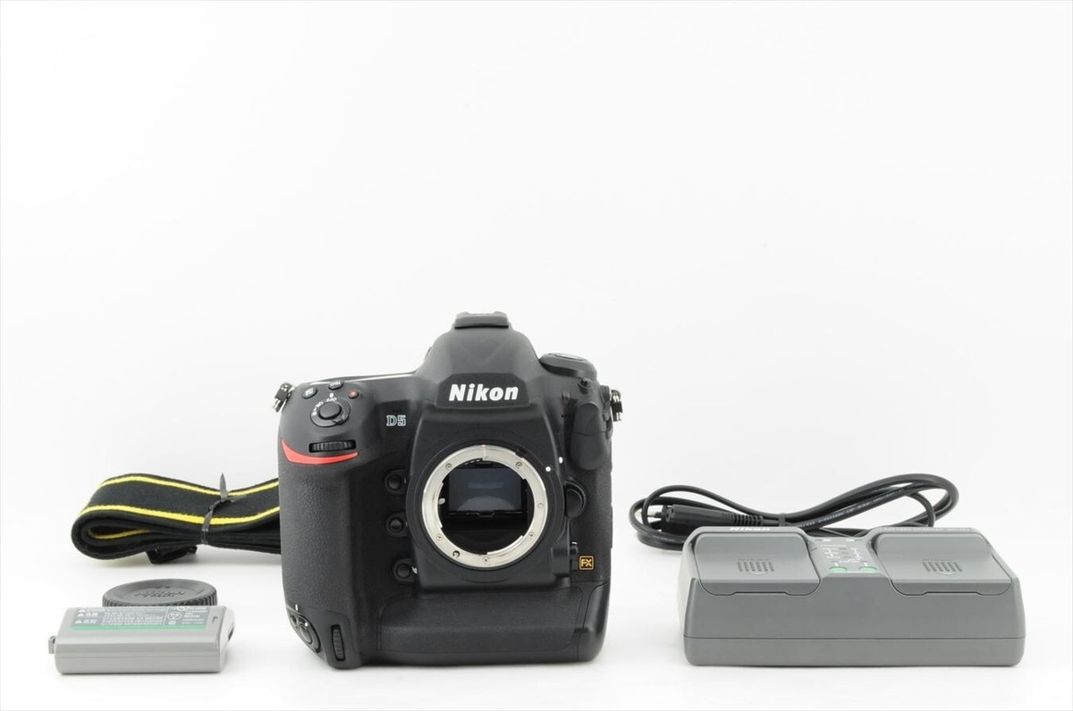 Nikon D5 XQD Shutter count 29000 Mint From Japan #22291