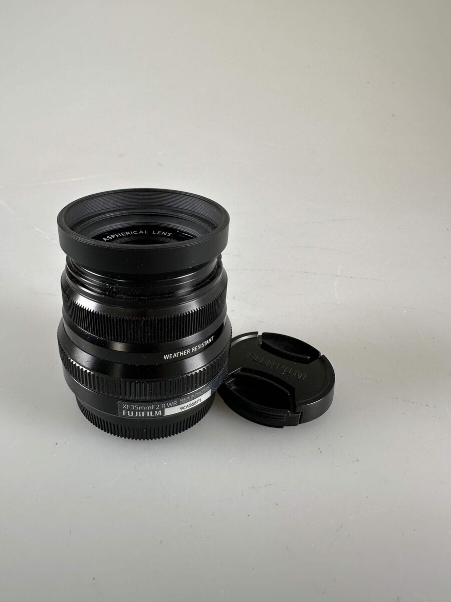 Fuji fujifilm XF Fujinon 35mm f2 R WR Super EBC Lens Black Fuji fujifilm XF Fujinon 35mm f2 R WR Super EBC Lens Black