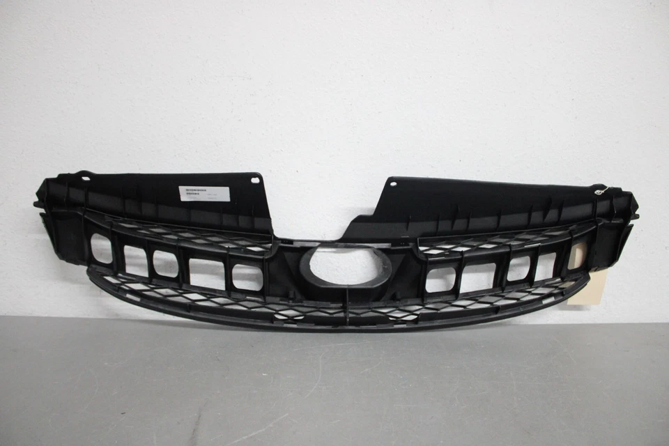 2006 2007 2008 2009 2010 TOYOTA SIENNA FRONT LOWER GRILLE Foto 3 de 4