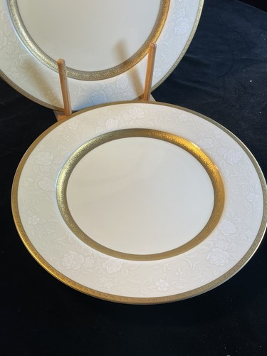 Sieben (7) Mikasa Antik Spitze 7 5/8" Salat/Wüste Teller Neu mit Etikett L5531 - Bild 7 von 17