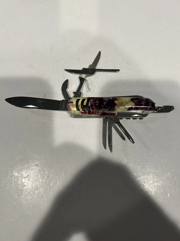 Multi Tool Camo Plastic Handle Scissors Corkscrew