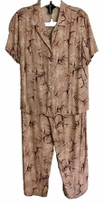 Pant Suit Vintage Van Heusen Top Pants Set Rayon Large Pink Bamboo Leaf Pattern