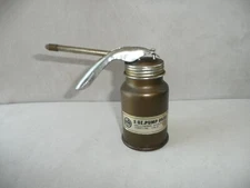 Vintage HOLLYWOOD ACCESSORIES 5 OZ Pump Oiler Advertisement Excellent Condition 