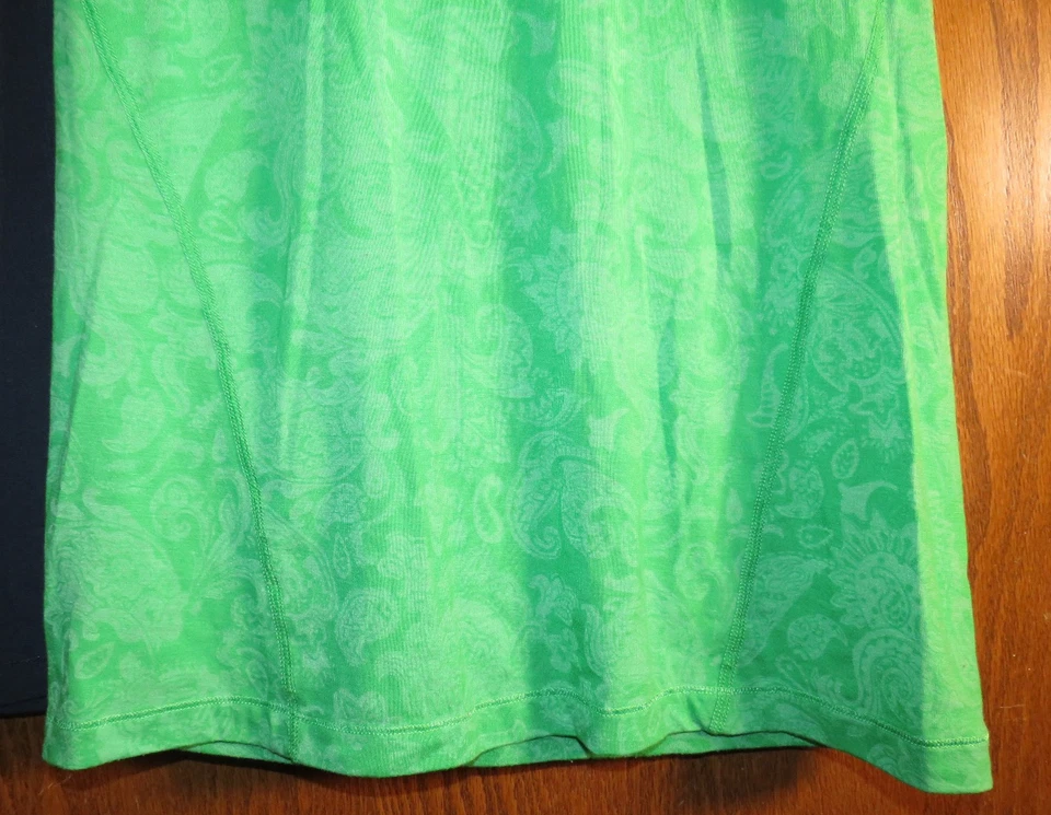 Lululemon 2 4 6 Karmady Short Sleeve Shirt Paisley Burnout Green Bean EUC! HTF! Foto 3 de 4
