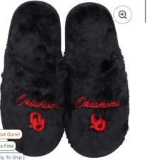 Women's ZooZatz Oklahoma Sooners Team Faux Fur Slippers