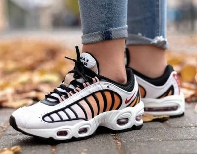 Nike W Air Max Tailwind Iv Womans Trainers Uk9 5 White Black Red Cj7976 100 New Ebay Nike W Air Max Tailwind Iv Womans Trainers Uk9 5 White Black Red Cj7976 100 New Ebay