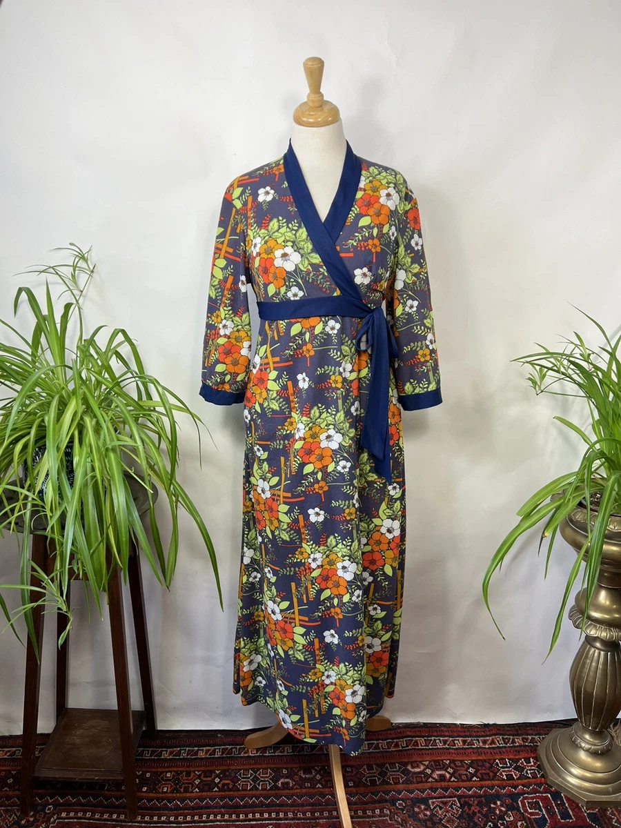 1960s top dressing gown