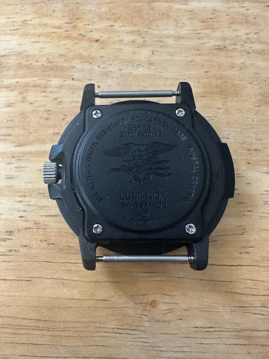 LUMINOX Series 3000 - Black Face - 200 Meter Navy Seal Dive