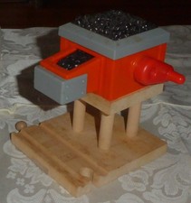 Vintage 2003 Giulane Thomas Wooden Railroad Coal Tower