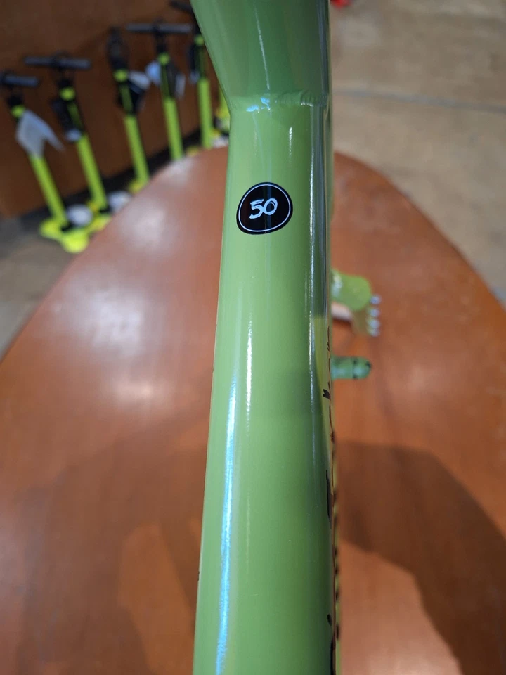 Surly Disc Trucker 50cm Pea Lime Soup Green 26er Do Everything Touring Frame - Image 3 of 4