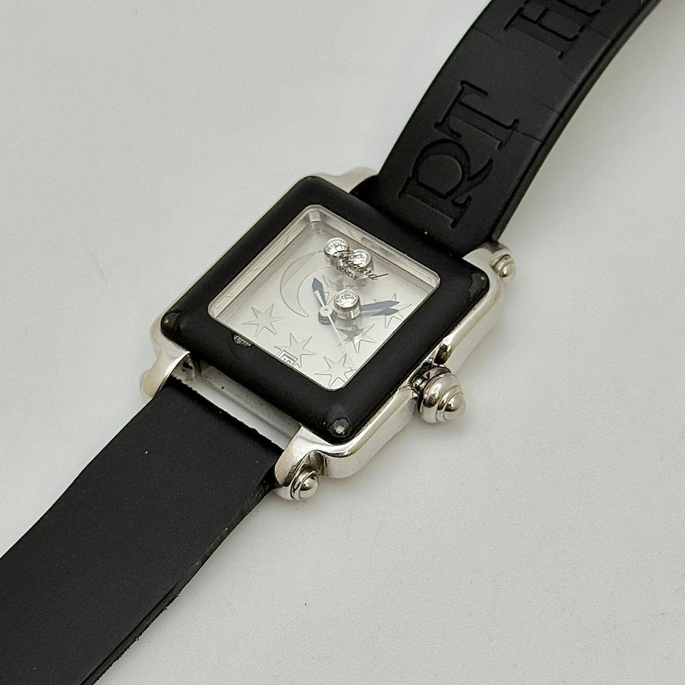 Reloj deportivo Chopard Be Happy 2 de cuarzo de acero inoxidable 27 mm para dama 27/8896-401 Foto 2 de 4