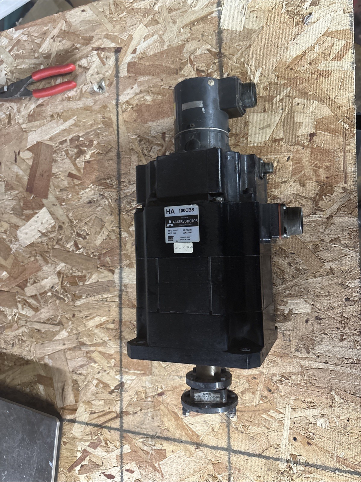 NEW Mitsubishi HA 100CBS AC Servo Motor 56H1CZBM