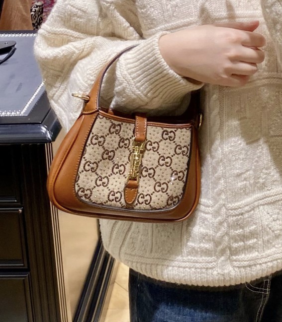 ◆タチカワ◆バーチカル◆W155×H198◆O-2606BL3◆ New & Authentic GUCCI Jackie 1961 Mini Crystal Shoulder Bag 675799