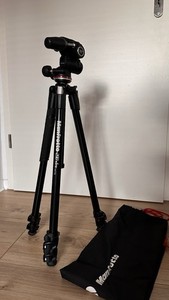 Manfrotto 290 Xtra Aluminium 3-Wege-Kopfstativ - Schwarz (MK290XTA3-3W)