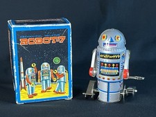 ROBOT-7 MECHANICAL WALKING TIN-PLATE TOY - WIND UP - BRAND NEW BOXED - Works 