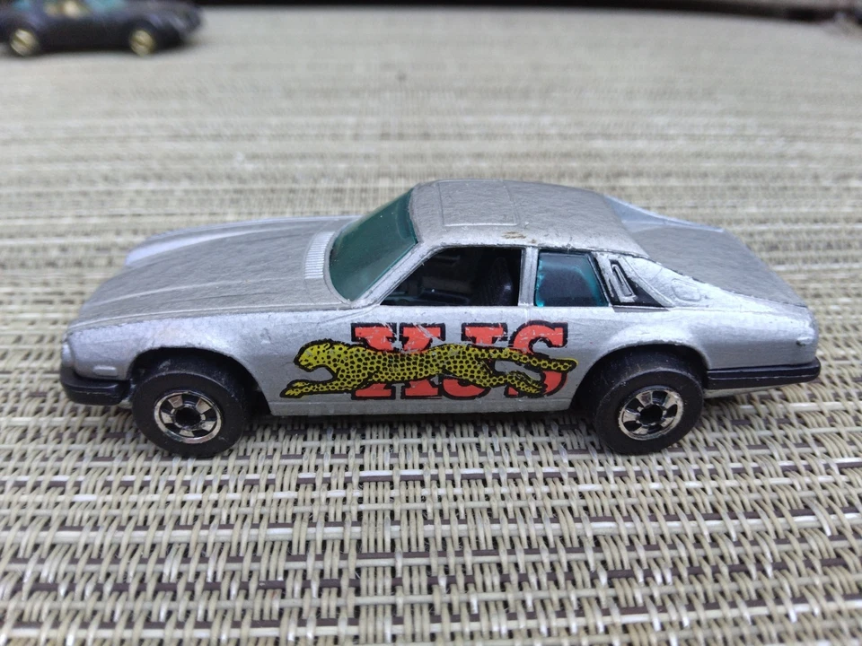Jaguar XJS 1977 de colección Hot Wheels raro original coche antiguo plateado excelente estado Foto 4 de 4