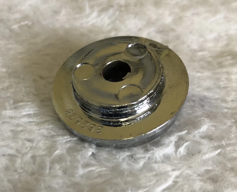 ¡¡NUEVO RARO!! GM 1976-1987 Chevrolet Chevette cromo perilla de radio # 362578 ¡¡BONITO!!! Foto 4 de 4