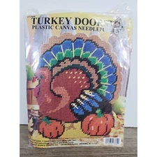 DESIGN WORKS PLASTIC CANVAS TURKEY DOORSTOP CRAFT KIT 71384 NEW VINTAGE