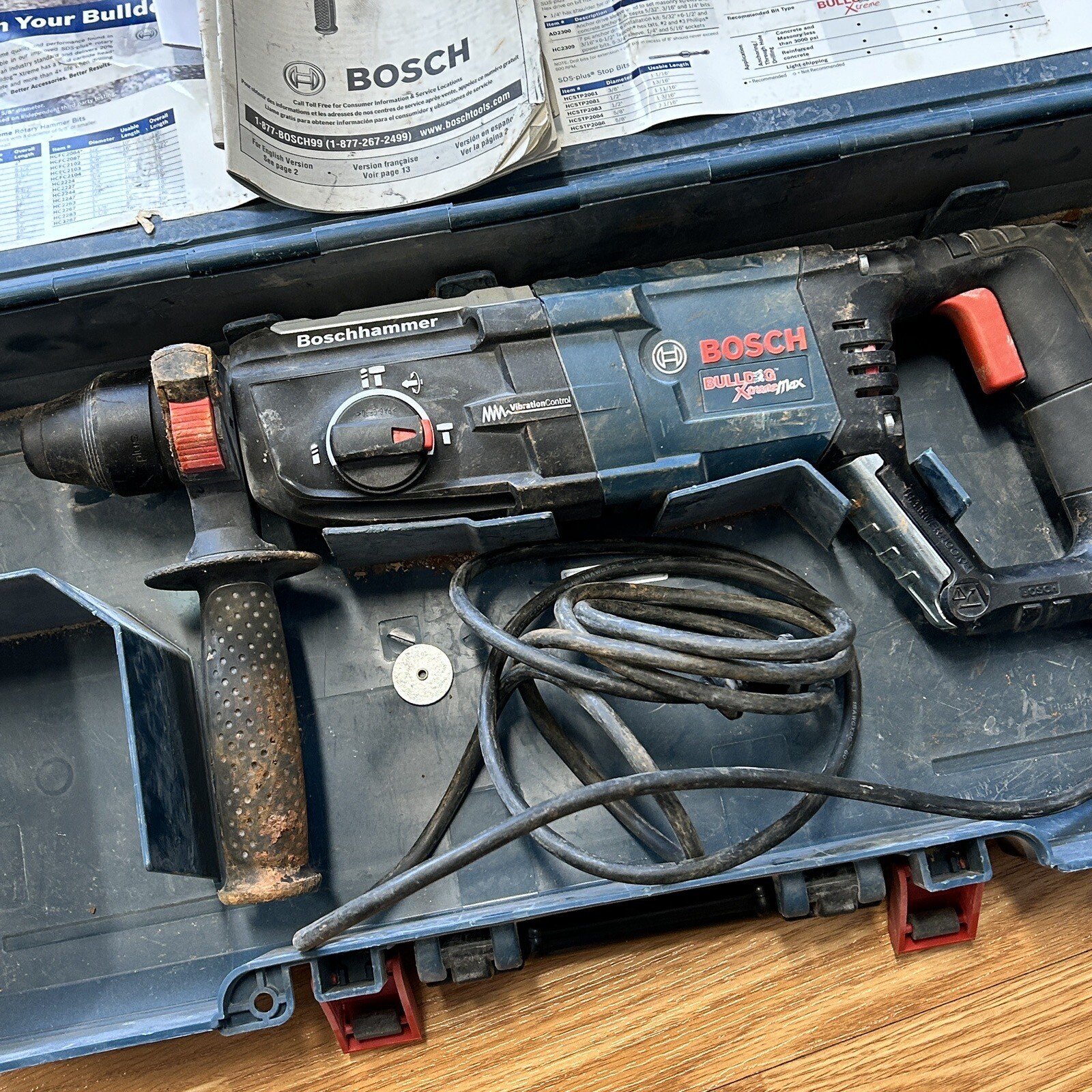 BOSCH GBH228L 11/8" SDSplus Bulldog Xtreme Max Rotary Hammer + Case