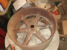 McCormick Deering 1530 Tractor Flat belt Pulley And Mounting Nut IHC