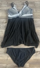 Women  s Swimsuit Tankini Black With Shorts Sz XL Never Used No Liner
