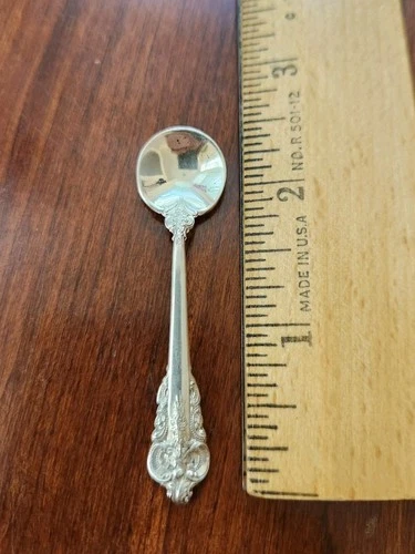 Wallace Grande Baroque Sterling Silver Salt Spoon 2 1/2"  No Mono