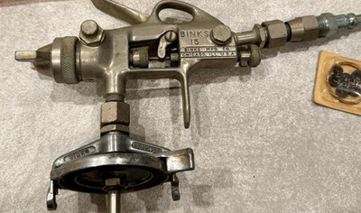 Vintage Binks Model 15 Paint Spray Gun With 2 Cups and Parts & Accessories & Box